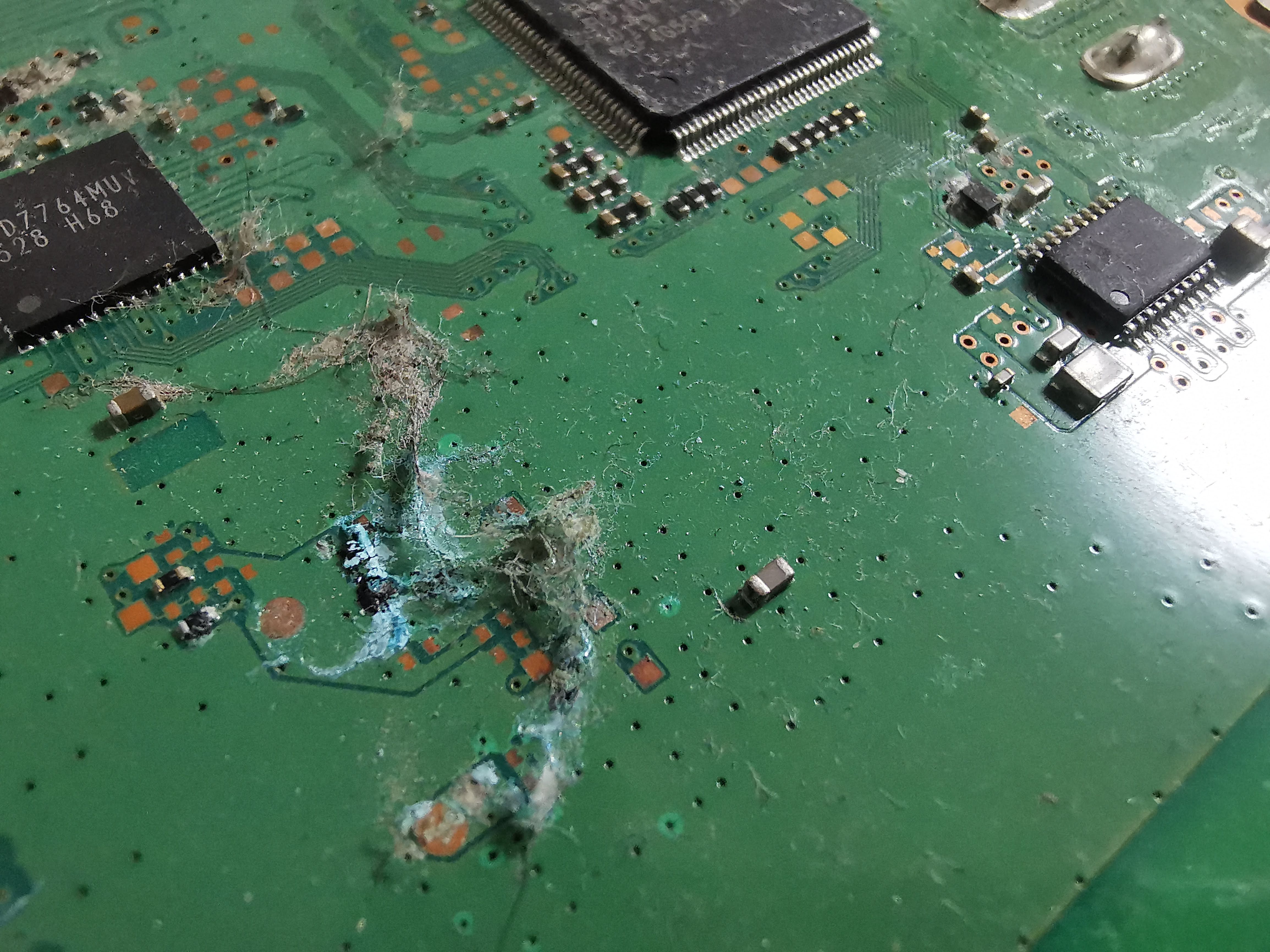 Beschädigte Leiterplatte