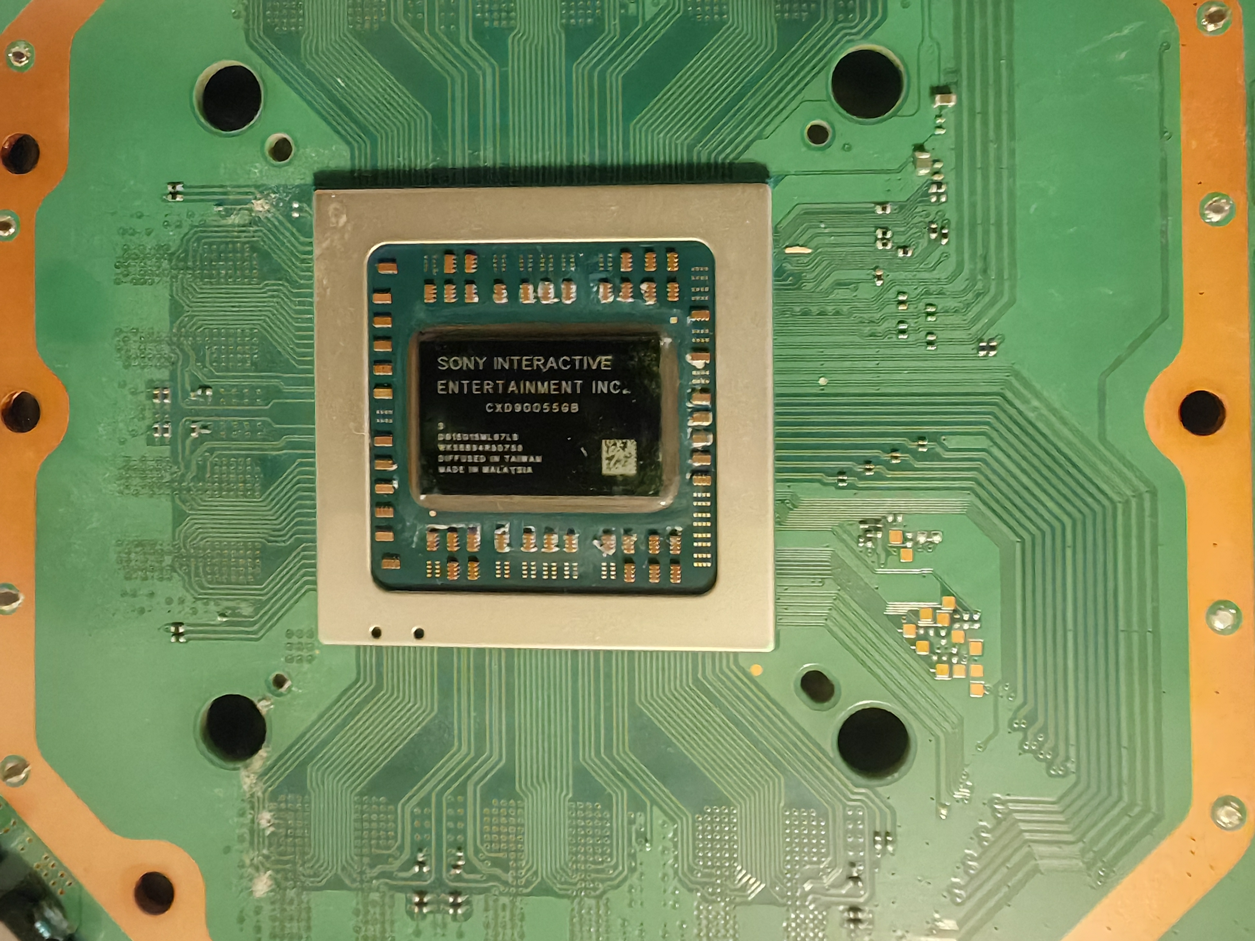 PS4-APU nach Reinigung und neuer Wärmeleitpaste