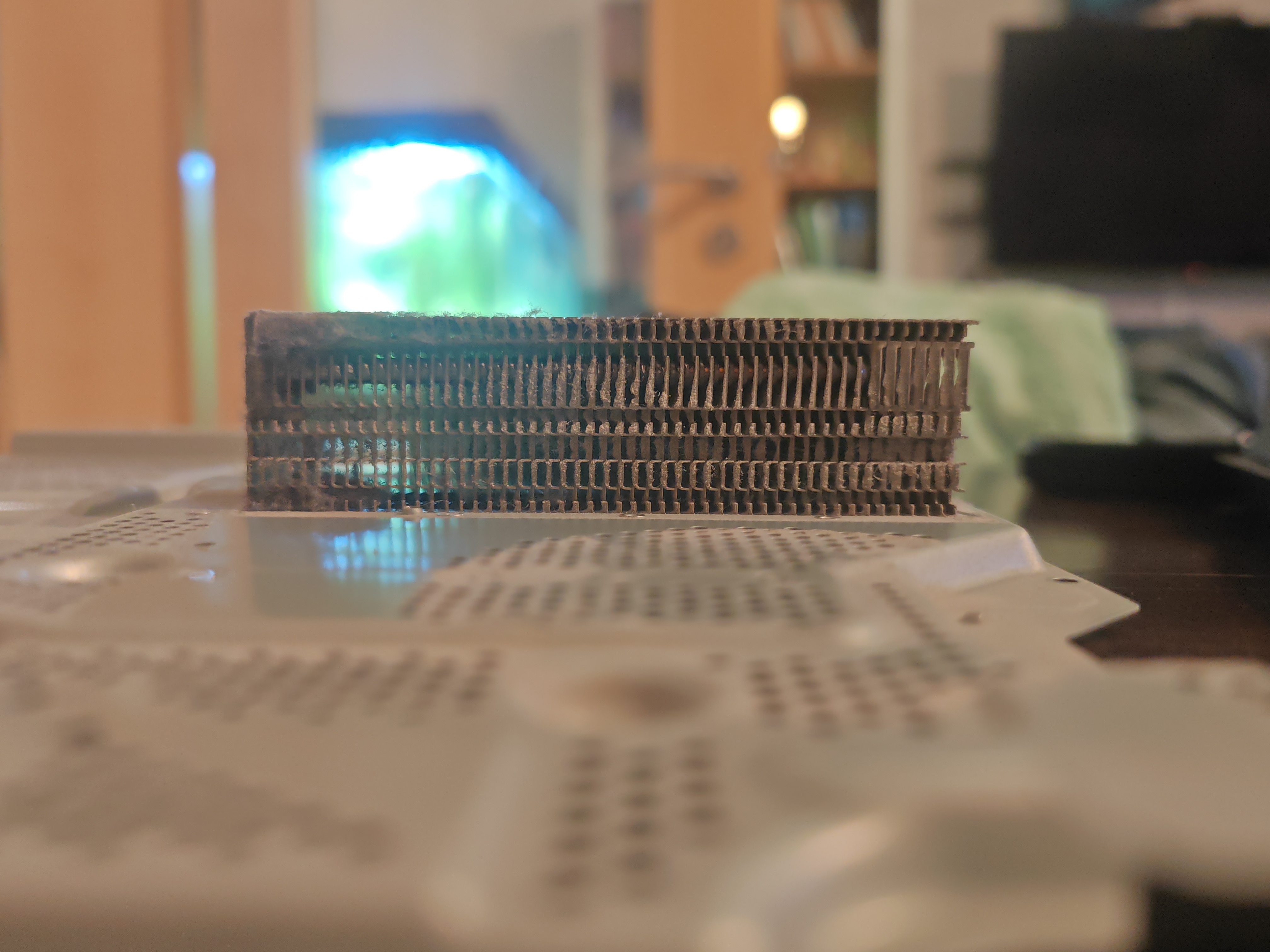 Sauber gereinigter Kühlkörper einer PS4